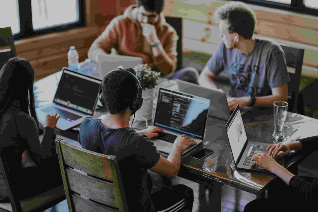 Cloud-Based Productivity Apps: Benefits, Examples & Best Picks